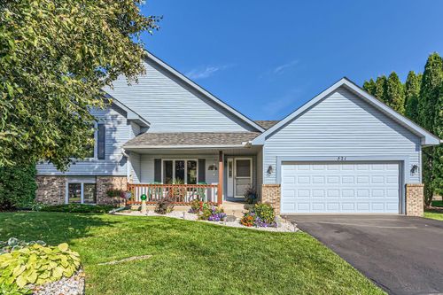 521 Weston Hills Ct, Eagan, MN, 55123-3975 | Card Image