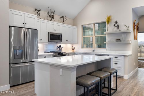 74 Eagle Ridge Dr, Granby, CO, 80446-8808 | Card Image