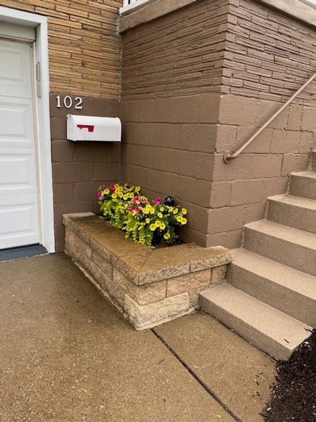 Exterior Stairs and planter | Image 33