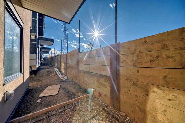 330 Sage Hill Cir Nw, Townhouse with 3 bedrooms, 2 bathrooms and 3 parking in Calgary AB | Image 22