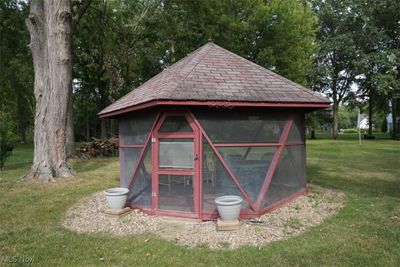 Vintage Gazebo | Image 3