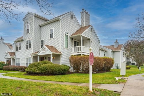 14 Homestead Ln, Lincoln Park, NJ, 07035-2042 | Card Image
