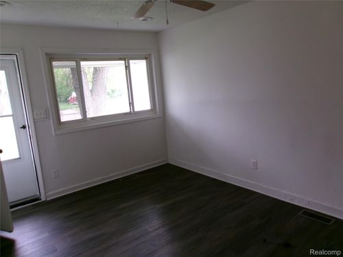 709 Dorset Avenue, Ypsilanti Charter Township, MI, 48198 | Card Image