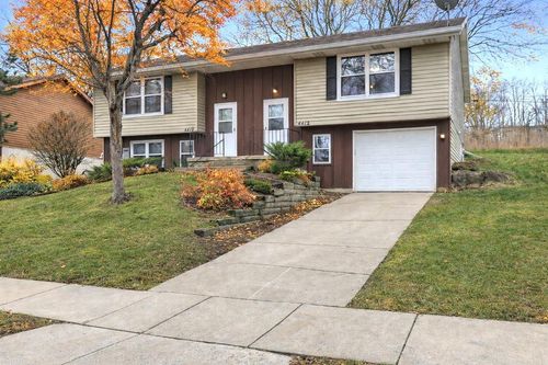 4412 White Aspen Rd, Madison, WI, 53704-1159 | Card Image