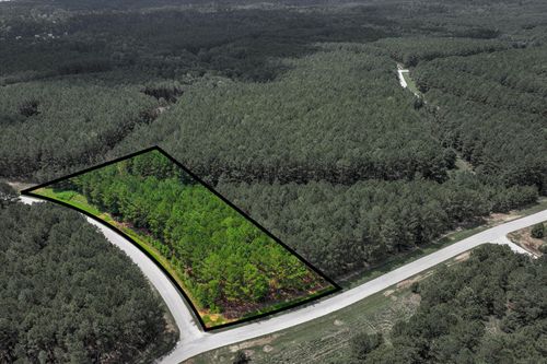 1046 Eagles Nest Trl, Tignall, GA, 30668-2659 | Card Image