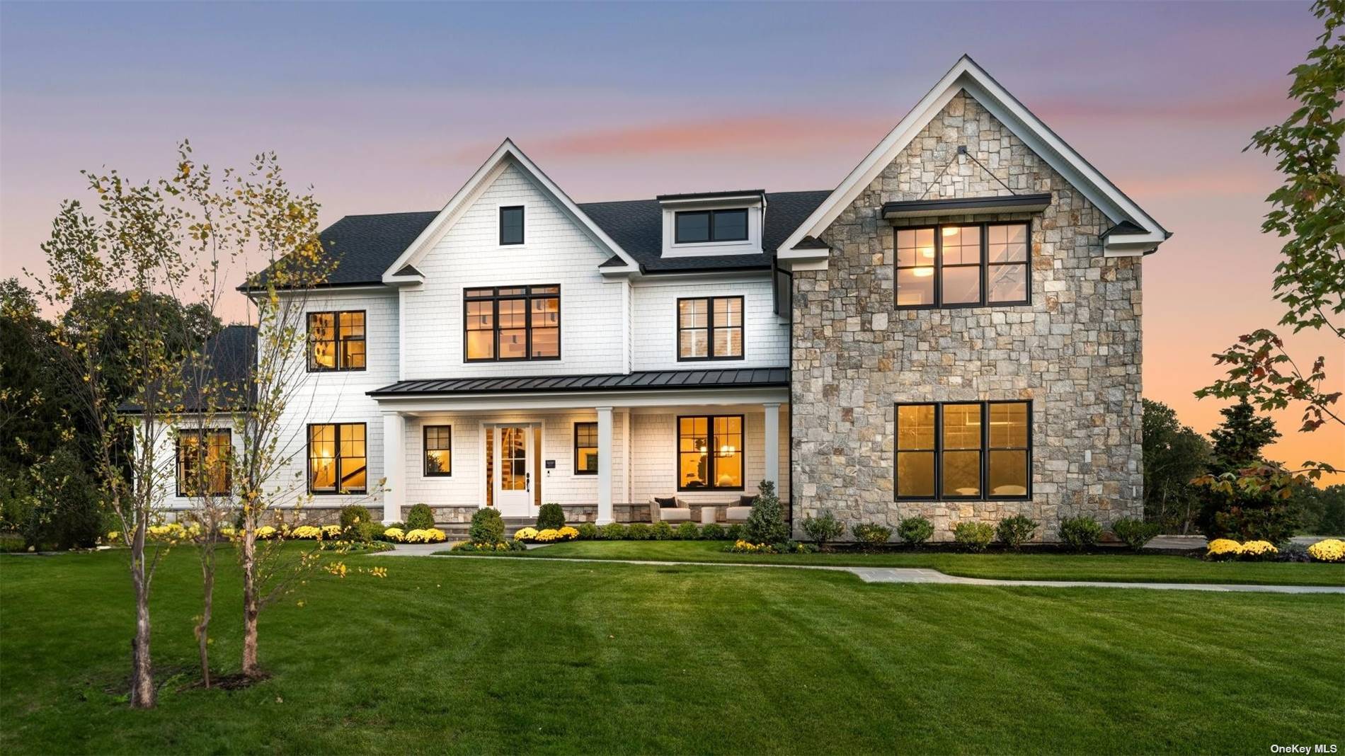 Sienna Ct, Dix Hills, NY 11746