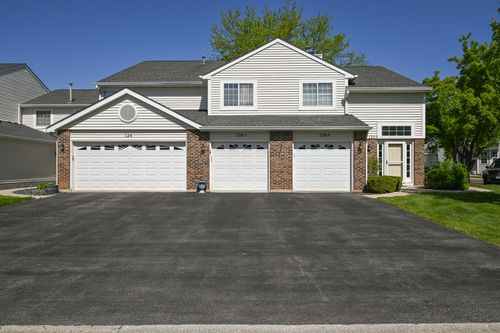 b-126 Winchester Dr, Streamwood, IL, 60107-2436 | Card Image