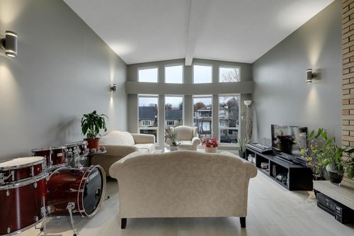 2624 Kitchener St, Vancouver, BC, V5K3C8 | Card Image