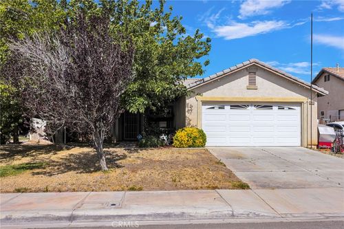 15449 Lassen, Adelanto, CA, 92301 | Card Image