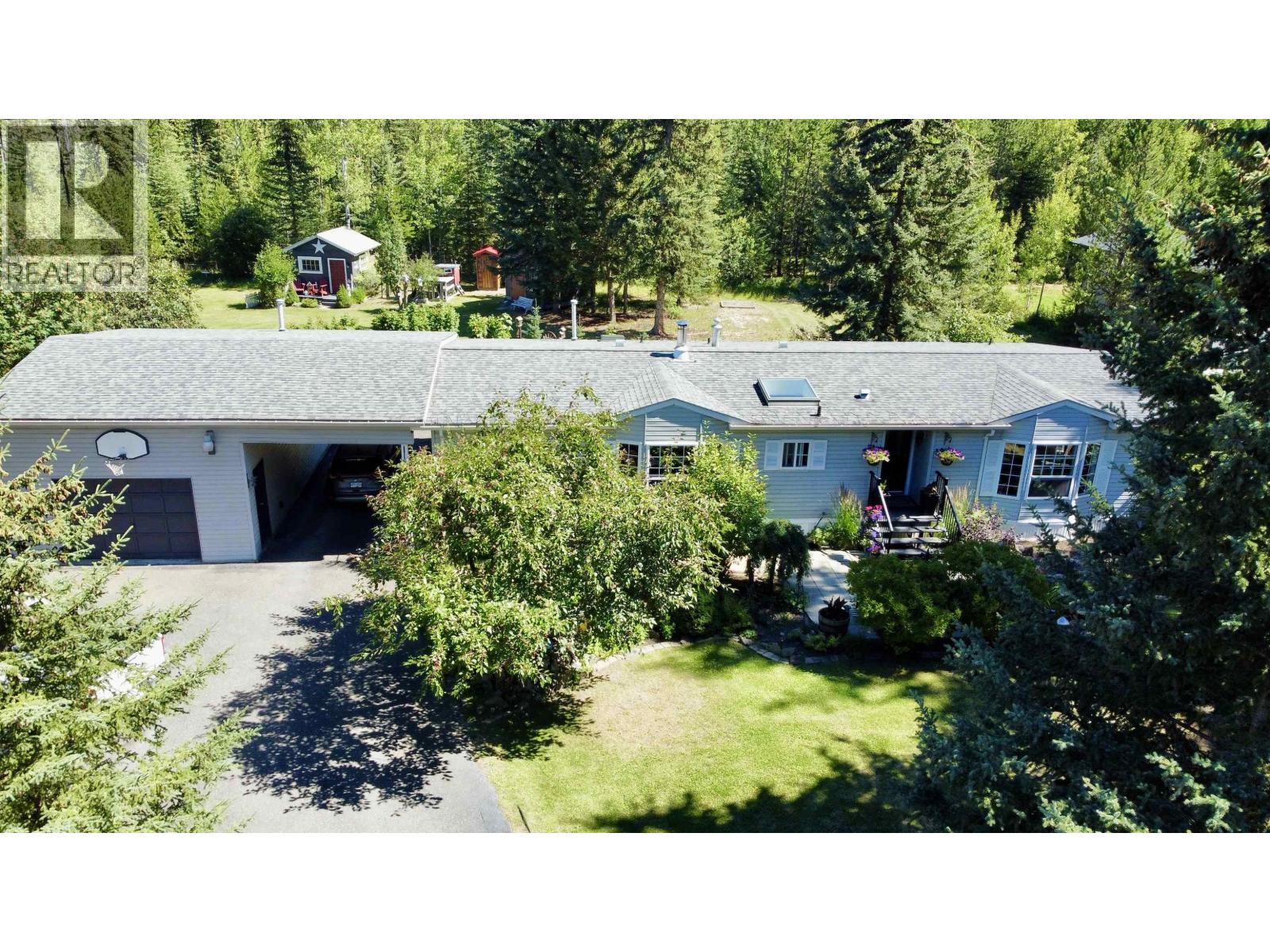 Residential in Horse Lake 4