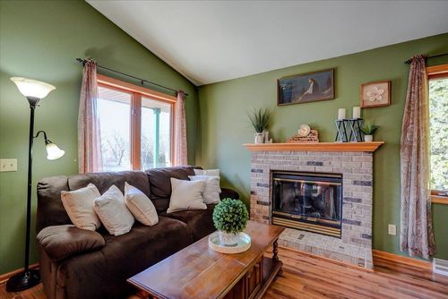 2 Verde Court, MADISON, WI, 53719 | Card Image