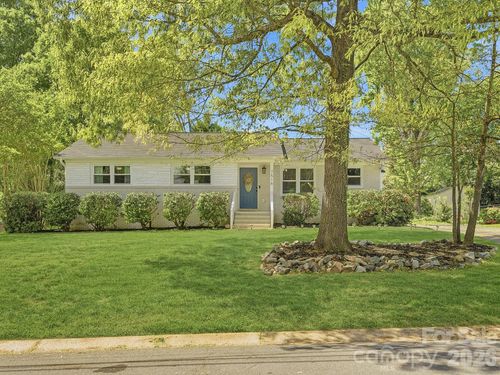7516 Thorncliff Dr, Charlotte, NC, 28210-6612 | Card Image