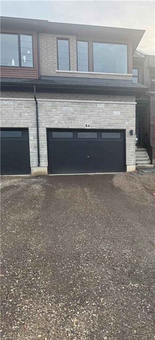 84 Gort Ave, Paris, ON, N3L | Card Image