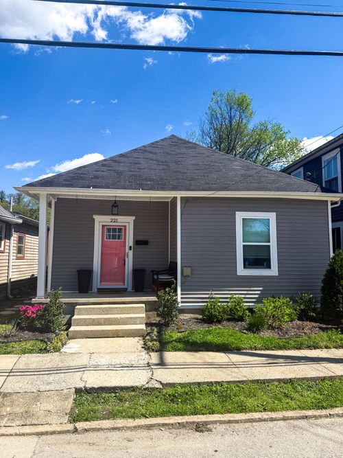 221 Murray St, Frankfort, KY, 40601-2971 | Card Image