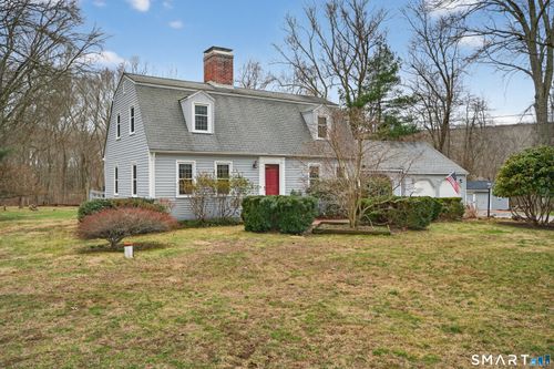 24 Saunders Hollow Rd, Old Lyme, CT, 06371-1126 | Card Image