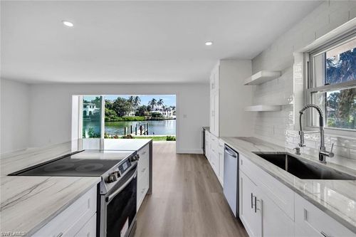107-1910 Gulf Shore Blvd, Naples, FL, 34102-4667 | Card Image
