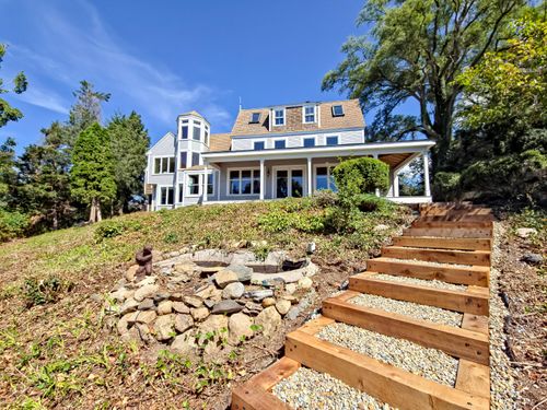 10 Squeteague Harbor Rd, Cataumet, MA, 02534-1110 | Card Image