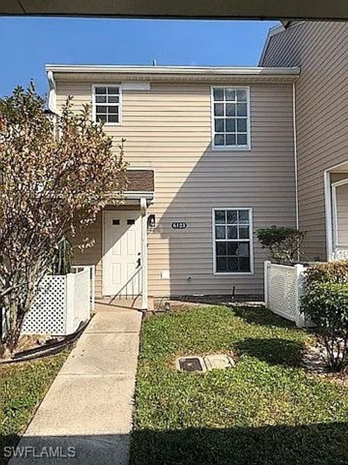6123 Lake Front Dr, FORT MYERS, FL, 33908-4451 | Card Image