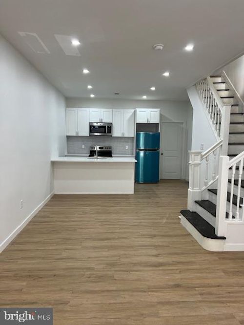 5535 Webster St, PHILADELPHIA, PA, 19143-2520 | Card Image