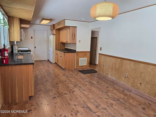 22 Mizzen Dr, Barnegat, NJ, 08005-1449 | Card Image