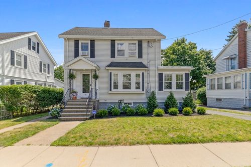 18 Roberts Rd, Medford, MA, 02155 | Card Image