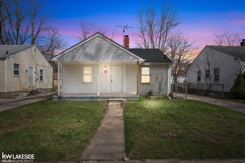 18933 Kingsville St, Harper Woods, MI, 48225-2139 | Card Image