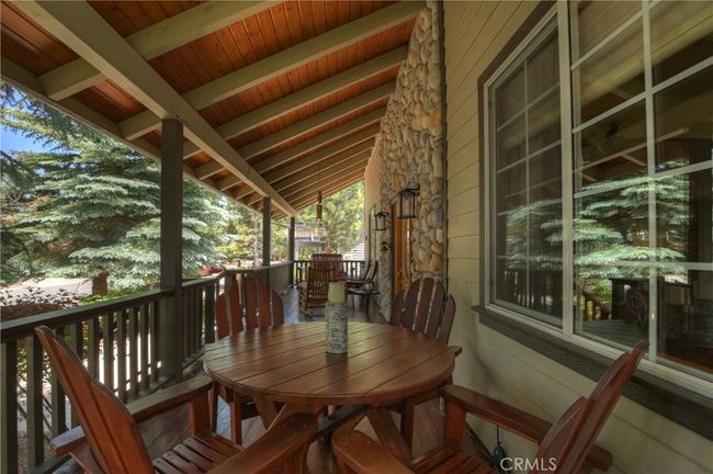 375 Meadow Cir N, House other with 4 bedrooms, 3 bathrooms and 2 parking in Big Bear Lake CA | Image 52