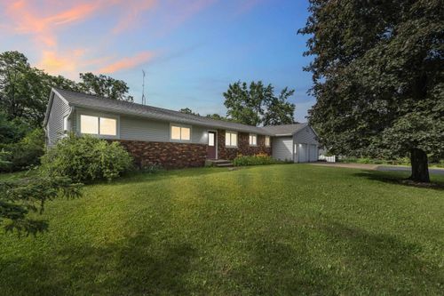 160 River Heights Dr, PLOVER, WI, 54467-9544 | Card Image