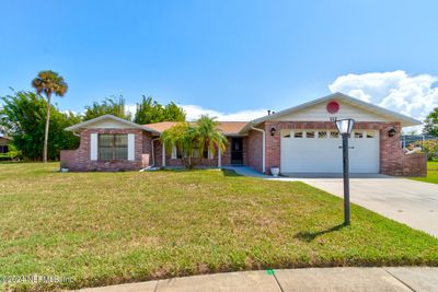 112 Kings Point Court, House other with 2 bedrooms, 2 bathrooms and null parking in Daytona Beach FL | Image 1