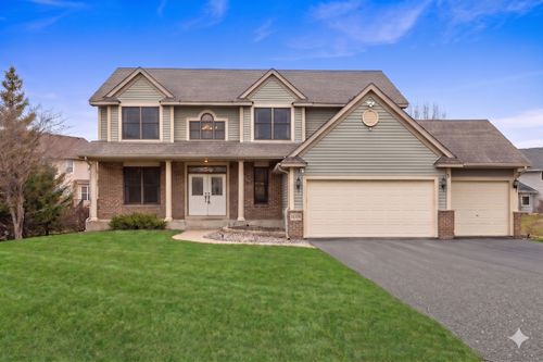 10803 Hawthorn Trl, Woodbury, MN, 55129-2270 | Card Image