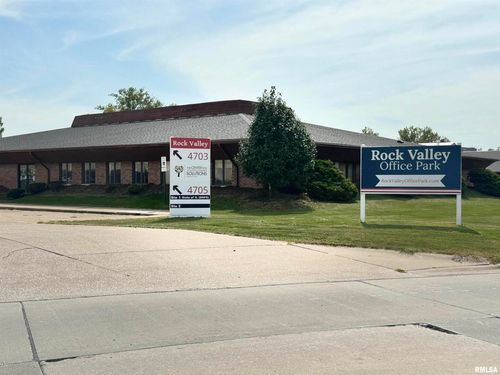 4709 44th St, Rock Island, IL, 61201-7187 | Card Image