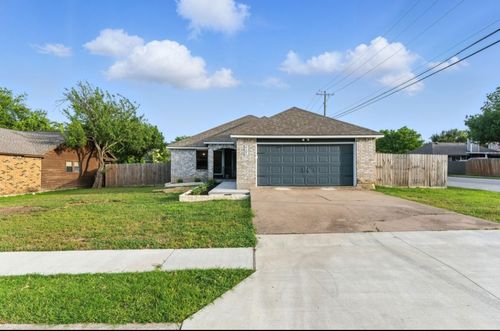 2101 Boxwood Path, Round Rock, TX, 78664-7729 | Card Image
