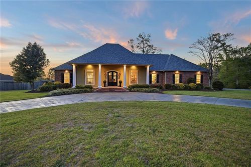 42417 Jasmine Ln, Hammond, LA, 70403-2192 | Card Image