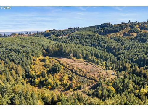 37251 Sw Thimbleberry Dr, Gaston, OR, 97119 | Card Image