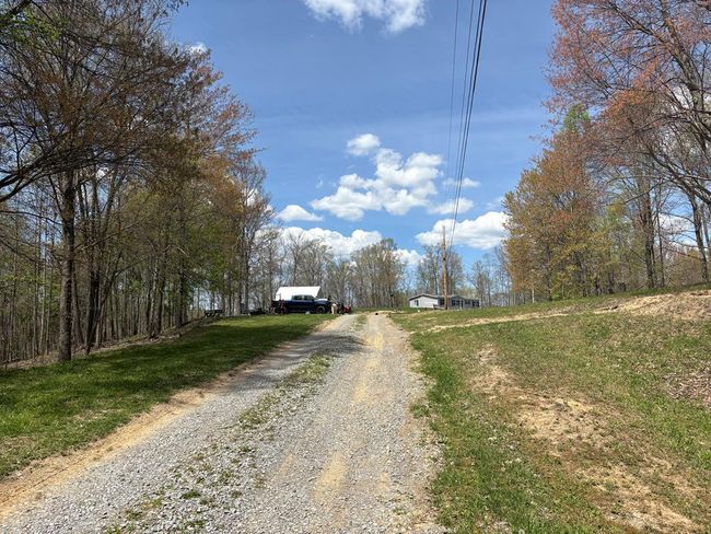 3327 Horton Ridge Rd, House other with 3 bedrooms, 2 bathrooms and null parking in Swords Creek VA | Image 4