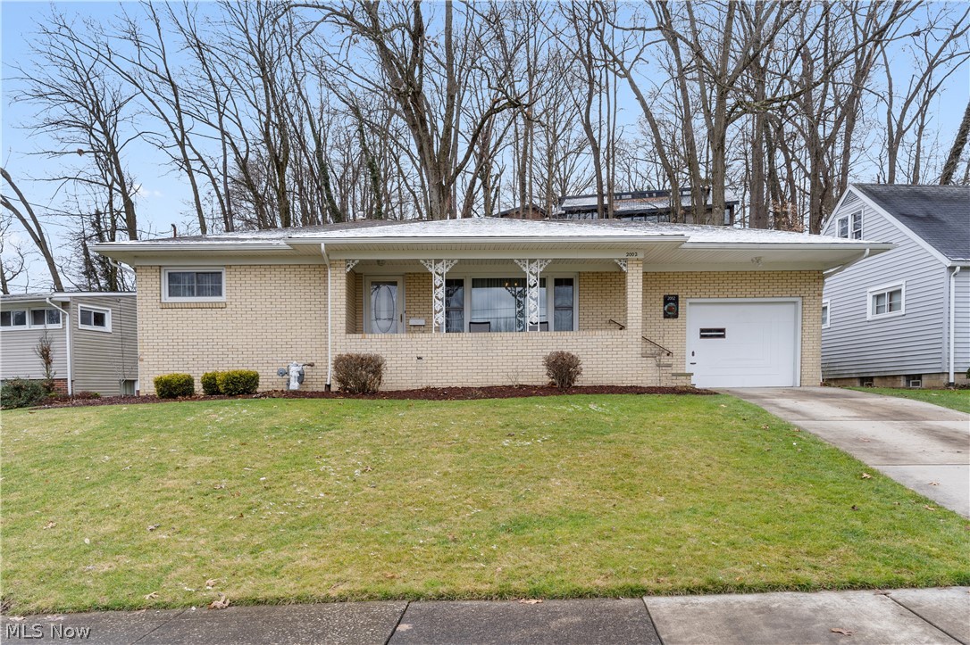 2002 Chapel Hill Drive, Sold in Youngstown Zoocasa