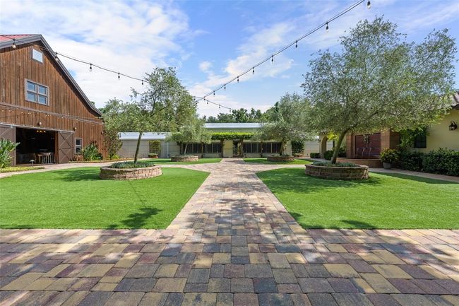 11865 Fort King Hwy, House other with 6 bedrooms, 12 bathrooms and null parking in THONOTOSASSA FL | Image 48