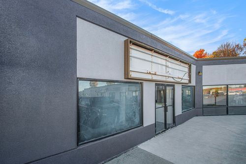 2-1210 Phoenix St, South Haven, MI, 49090-7913 | Card Image