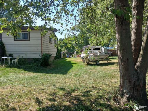 3376 Navarre Blvd, Monroe, MI, 48162-4927 | Card Image