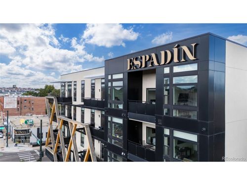 303-2880 Zuni St, Denver, CO, 80211-4981 | Card Image