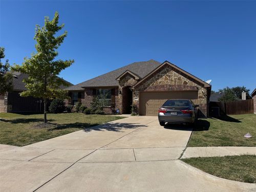 144 Landsdale Cir, Forney, TX, 75126-1935 | Card Image