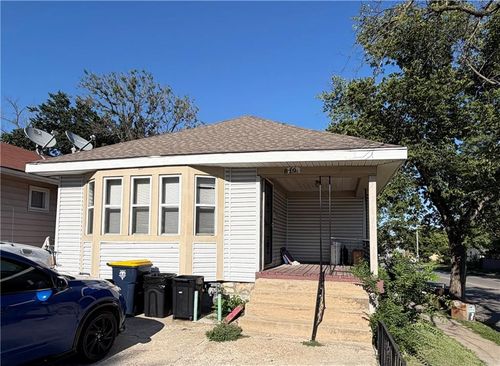 819 Monroe Ave, Kansas City, MO, 64124-2634 | Card Image