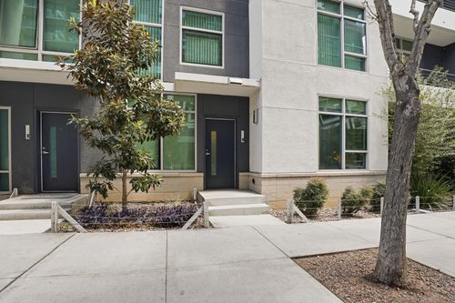 107-425 W Beech St, San Diego, CA, 92101-2966 | Card Image