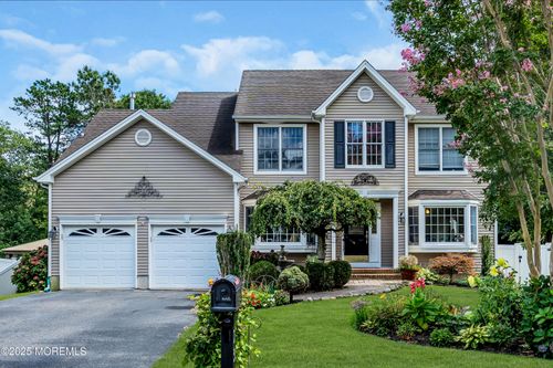 937 Sandy Cir, Manahawkin, NJ, 08050-2551 | Card Image