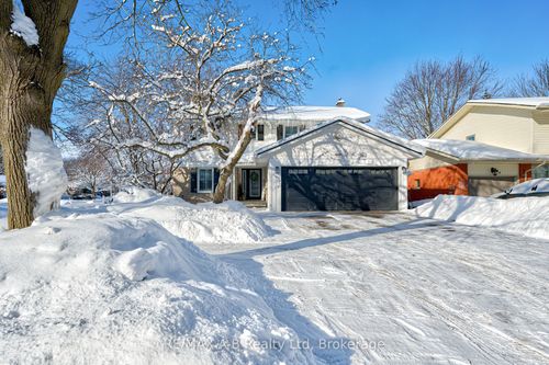 {{alt}} | Card Image