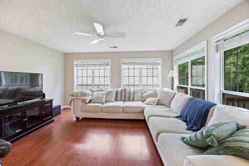 6145 Hampton Hall Way, Hermitage, TN, 37076-3271 | Card Image