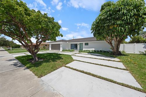 3041 Ne 45th St, Lighthouse Point, FL, 33064-7250 | Card Image