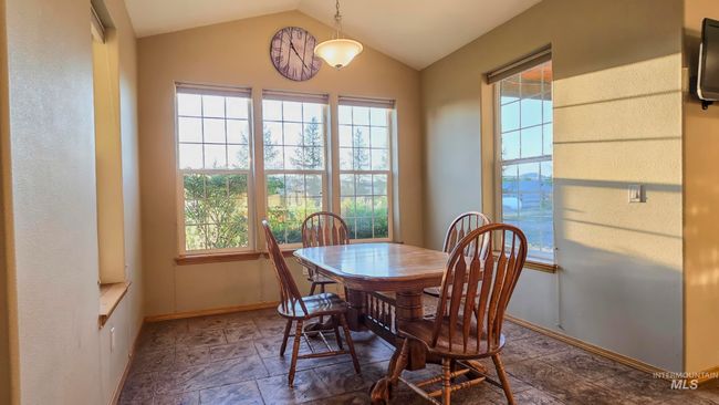 1005 Viola Ln, House other with 5 bedrooms, 3 bathrooms and null parking in Viola ID | Image 11