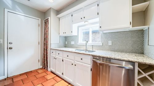 11905 Swan Dr, Austin, TX, 78750-2122 | Card Image