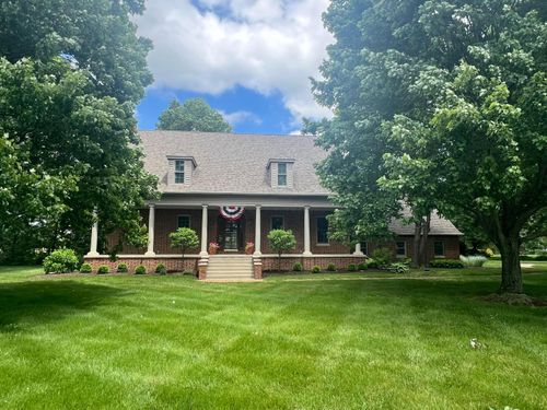 2724 Country Meadows Dr, Shelby, OH, 44875-9389 | Card Image